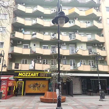Апартаменты Lux Square *